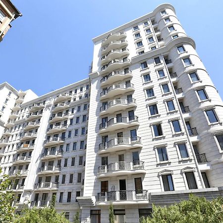 The Grand Apartment Lll Tbilisi Esterno foto