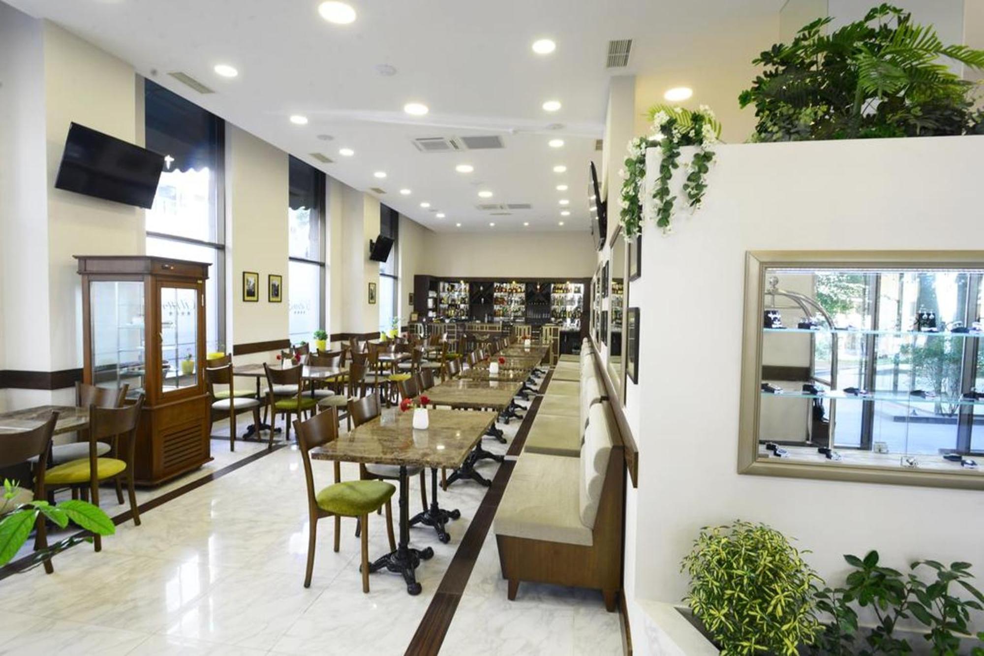 The Grand Apartment Lll Tbilisi Esterno foto