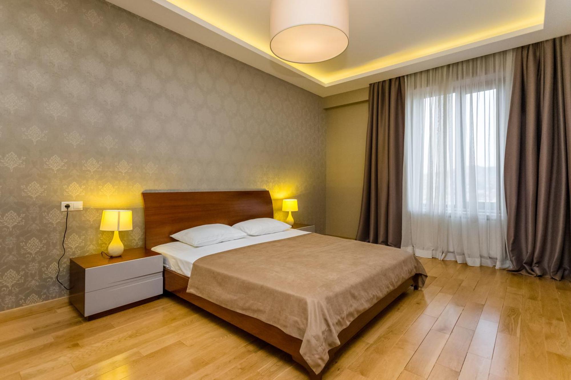 The Grand Apartment Lll Tbilisi Esterno foto